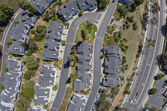 11061 Scripps Ranch, San Diego CA: https://media.crmls.org/mediaz/761fbaf5-4887-4a29-8b16-1f06a846617c.jpg