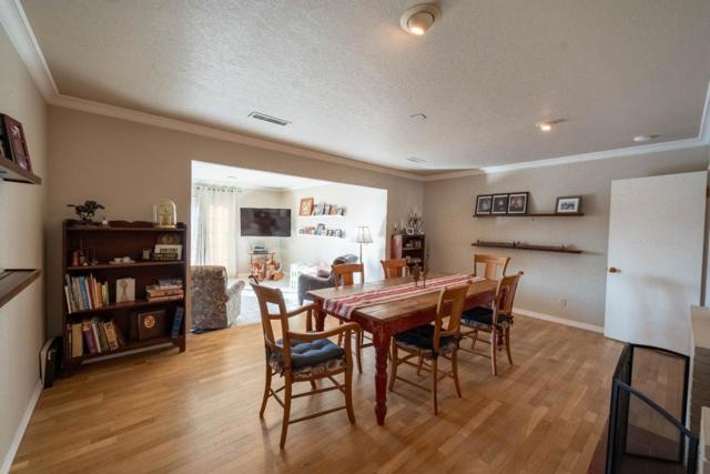 434 Oak Avenue, Greenfield CA: https://media.crmls.org/mediaz/762095dc-69d7-4b58-aead-7b52170b7214.jpg