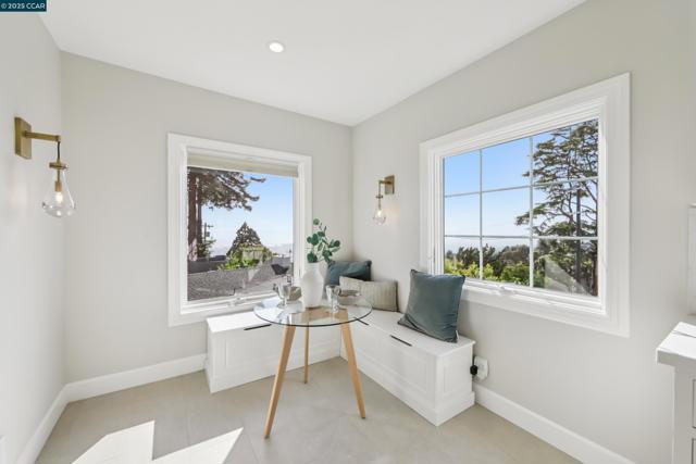 680 Grizzly Peak Blvd, Berkeley CA: https://media.crmls.org/mediaz/762120f2-6e54-4925-ac85-6d926bee9bd7.jpg