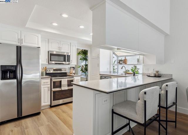 2485 Talavera Dr, San Ramon CA: https://media.crmls.org/mediaz/762267b0-6cda-49ea-bb02-d0051450a8fc.jpg