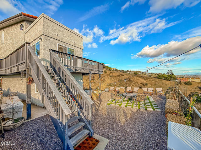 Detail Gallery Image 48 of 56 For 542 San Clemente Way, Camarillo,  CA 93010 - 4 Beds | 2/1 Baths