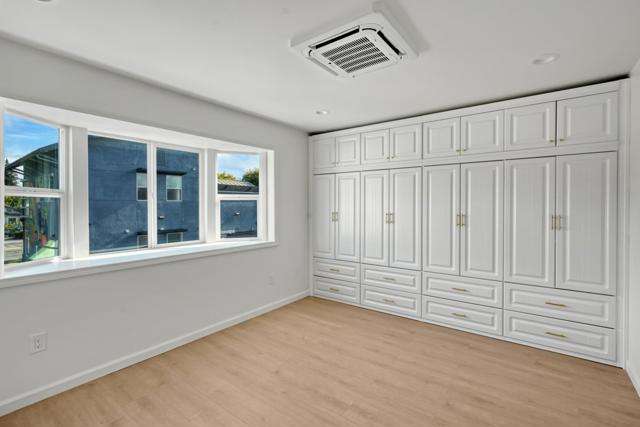 820 Jackson Street, Mountain View CA: https://media.crmls.org/mediaz/7622abbd-809c-4a37-a026-0556bd54e695.jpg