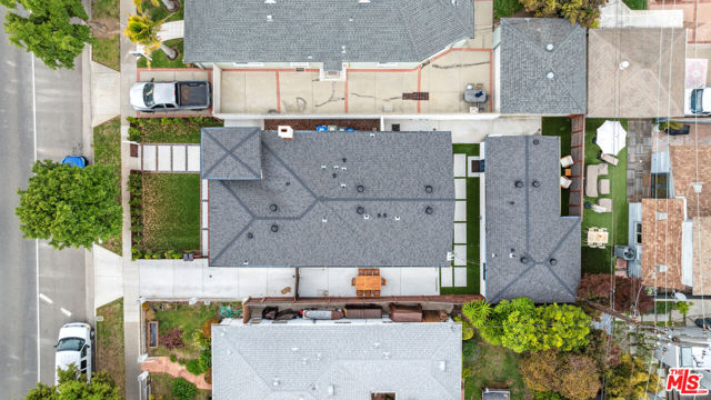 3976 Mclaughlin Avenue, Los Angeles CA: https://media.crmls.org/mediaz/7622c1af-7e54-42d3-a0aa-765f5d2d54f8.jpg