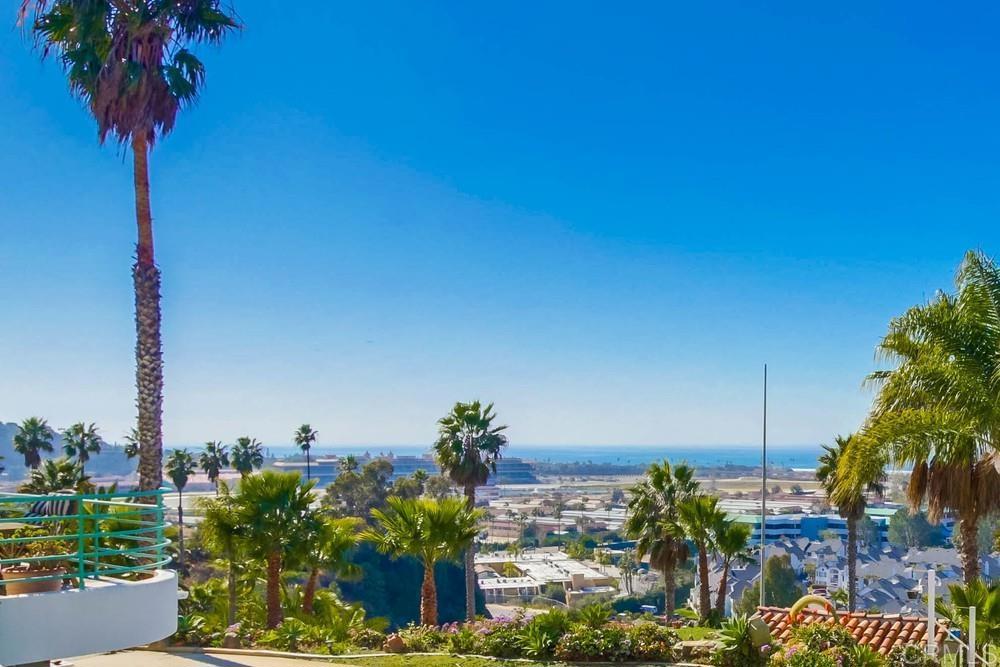 https://media.crmls.org/mediaz/76233aa8-5383-44c2-b841-5be19781dc91.jpg?preset=X-Large