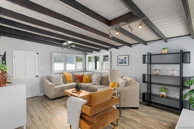 3375 Karok Avenue, San Diego CA: https://media.crmls.org/mediaz/76246dd5-e7f1-4f69-8c79-4894bf2d0199.jpg