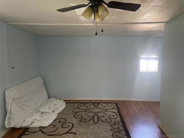 720 W California Ave., Vista CA: https://media.crmls.org/mediaz/7624d169-2fb7-400c-bc4f-aa4bfc825b60.jpg