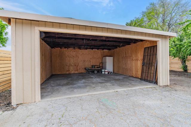 2336 Menalto Avenue, East Palo Alto CA: https://media.crmls.org/mediaz/762520c4-29d2-4258-8e35-3c38530511e8.jpg