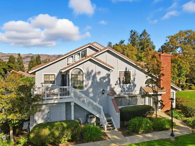 2512 Yerba Hills Court, San Jose CA: https://media.crmls.org/mediaz/76256296-ed77-47f2-8464-7bf4ed17f045.jpg