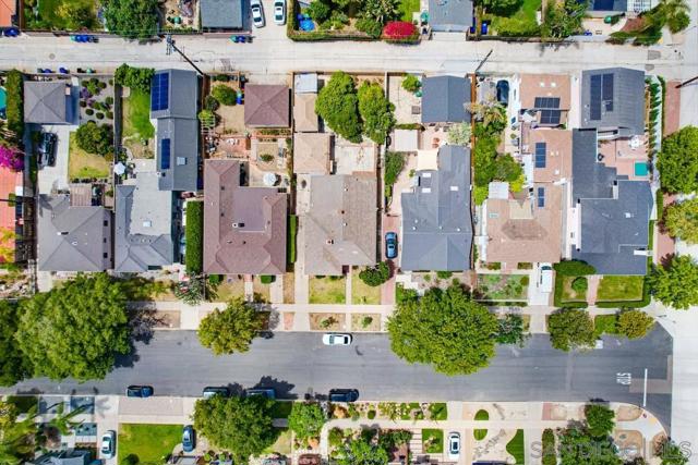 1354 Chalcedony St, San Diego CA: https://media.crmls.org/mediaz/76258067-3e84-44ea-a8dd-6f6225c70b66.jpg