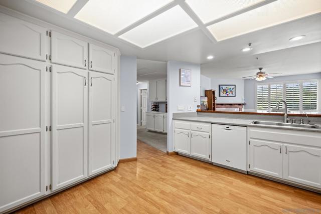 5895 Friars Rd, San Diego CA: https://media.crmls.org/mediaz/76262ff6-8767-4271-b8e6-75ff9487bba3.jpg