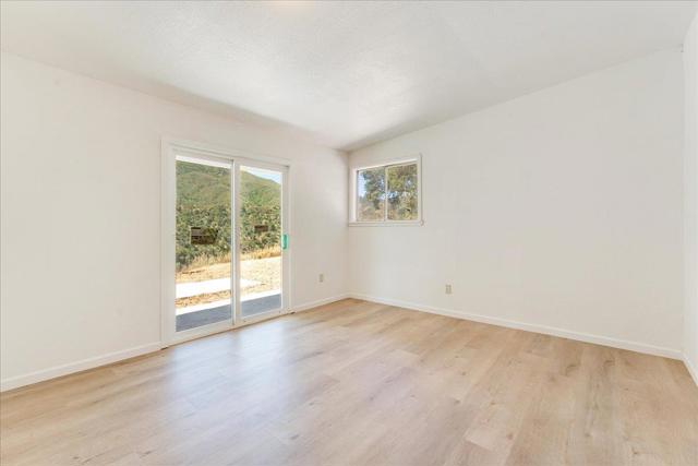 47292 Arroyo Seco Road, Greenfield CA: https://media.crmls.org/mediaz/7627a305-199b-477d-a6b8-d949eb1fddd4.jpg