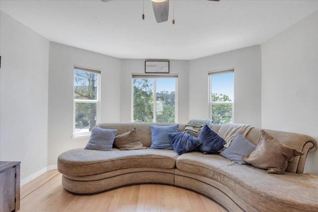 475 Sunrise Road, Copperopolis CA: https://media.crmls.org/mediaz/7628017d-5d09-4364-bcb3-8605a3b66bf4.jpg