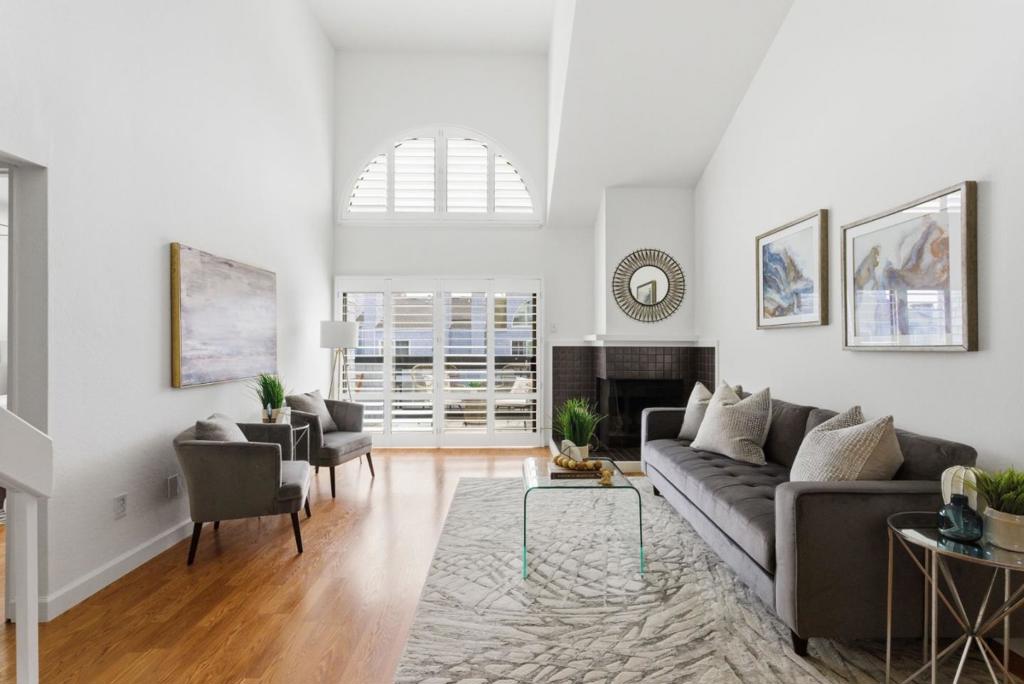 72 Cape Hatteras Court