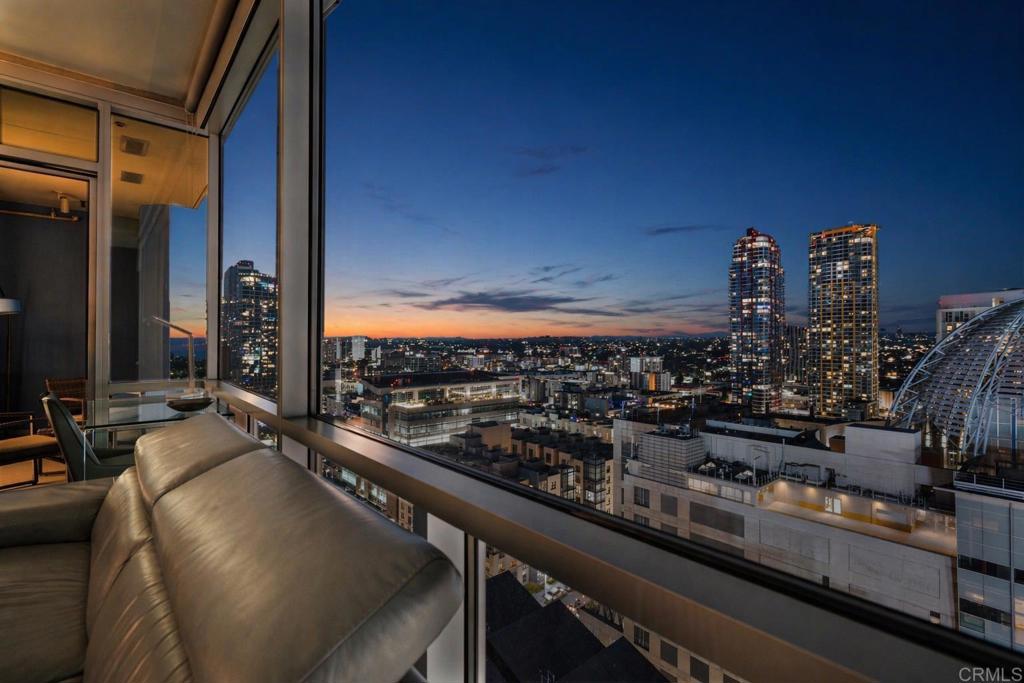 321 10th Avenue - photo 3