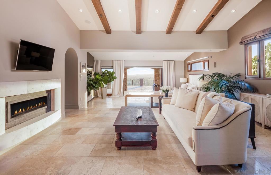 MLS #250035345SD image #14