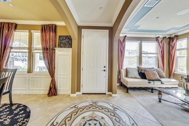 Image 12 of 53 For 3851 Silvera Ranch Dr