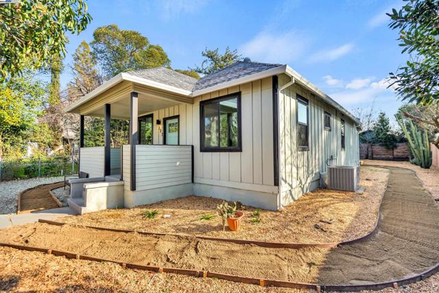 Image 20 of 60 For 207 D St Roseville
