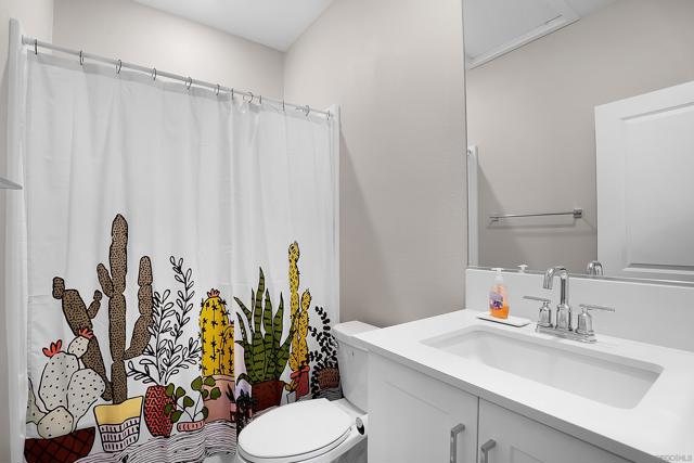 1221 Sunrise View, San Marcos CA: https://media.crmls.org/mediaz/762a5b6b-ab87-4239-a0ff-f4bccaf7433e.jpg