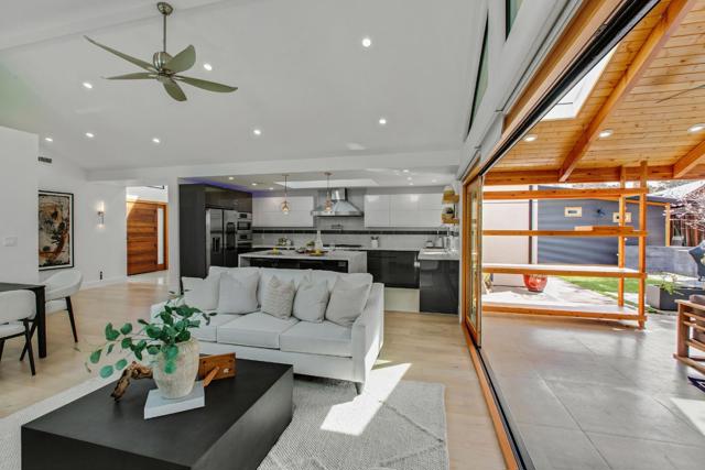 104 Oak Park Drive, Los Gatos CA: https://media.crmls.org/mediaz/762bb500-5a13-487e-82f6-a1e98ed7d2eb.jpg