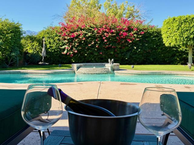 35373 Vista Montana Court, Cathedral City CA: https://media.crmls.org/mediaz/762bdb66-5768-4452-91d4-4d16e4a47cf6.jpg