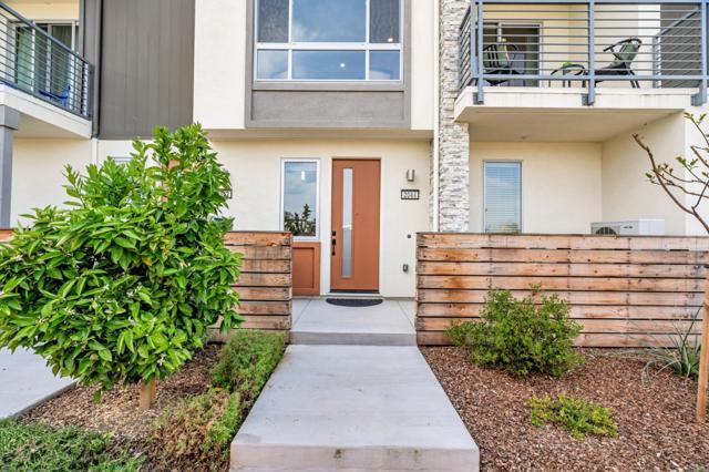 2044 Worthington Circle, Santa Clara CA: https://media.crmls.org/mediaz/762c42da-e771-4db2-a176-e7a42c9e0489.jpg