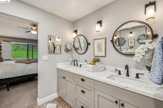 2090 Shady Creek Pl., Danville CA: https://media.crmls.org/mediaz/762c6146-dc2c-4833-8374-99ad2ce6eac8.jpg