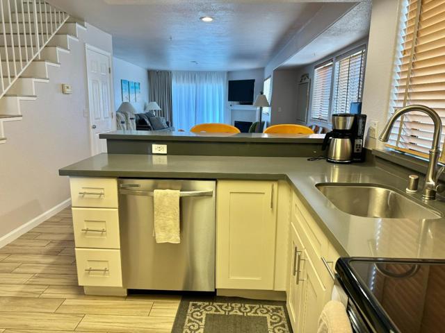 522 Seascape Resort Drive, Aptos CA: https://media.crmls.org/mediaz/762e1730-a736-46db-be9b-17373d55a285.jpg