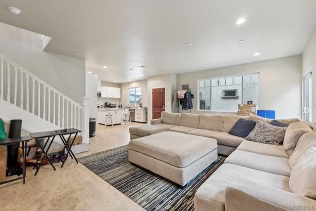 859 Florida St, Imperial Beach, California 91932, ,Multi-Family,For Sale,Florida St,250027480SD