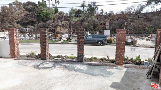Drew Fenton | 931 Las Pulgas Road Pacific Palisades CA | MLS: 7089807