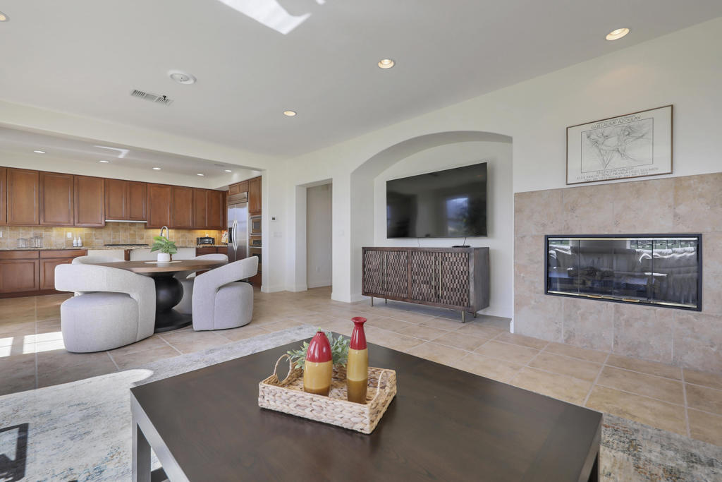 MLS #219126738DA img 18