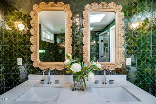1100 Meridian Avenue, South Pasadena CA: https://media.crmls.org/mediaz/76304a5c-8ddd-44ee-8dc7-81fcfcc3a1a9.jpg