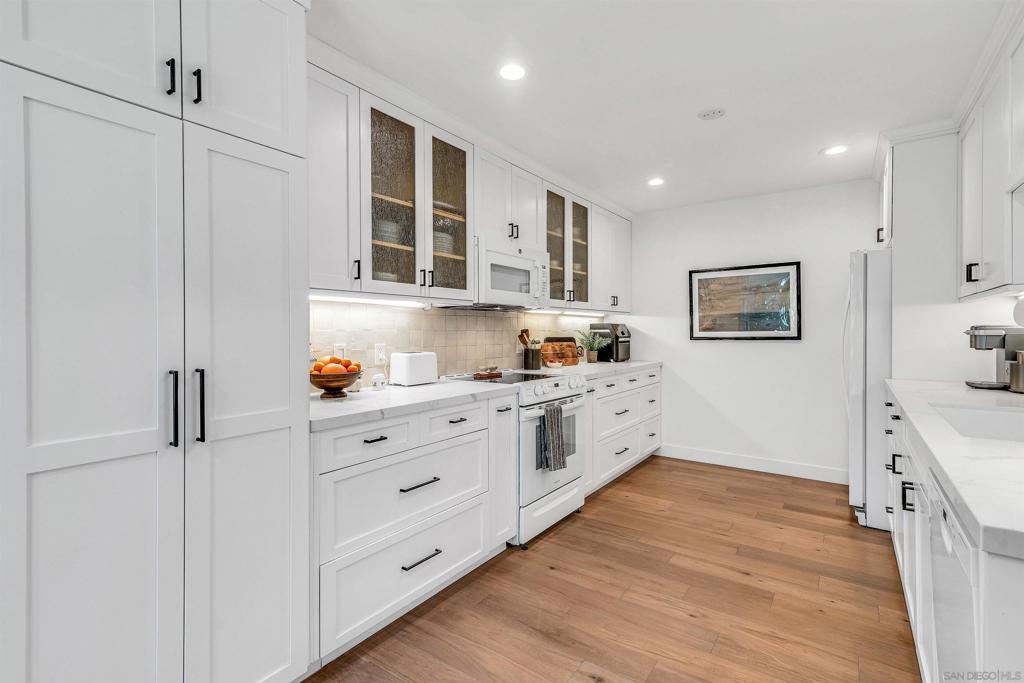 353 Sierra Ave - photo 8
