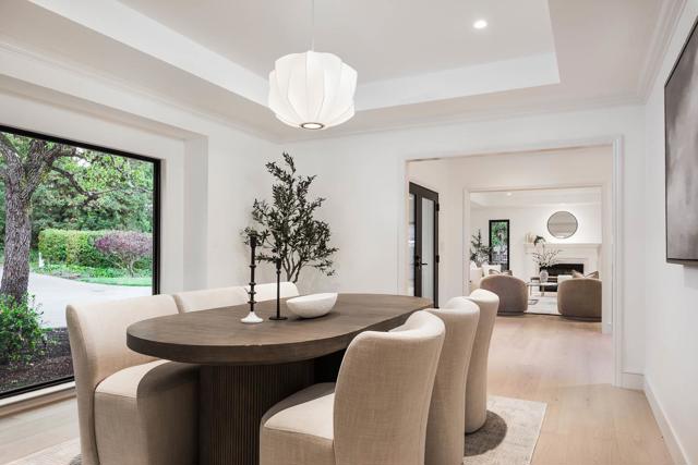 340 Arden Road, Hillsborough CA: https://media.crmls.org/mediaz/7633498e-f84b-41bf-ac47-9504888c7220.jpg