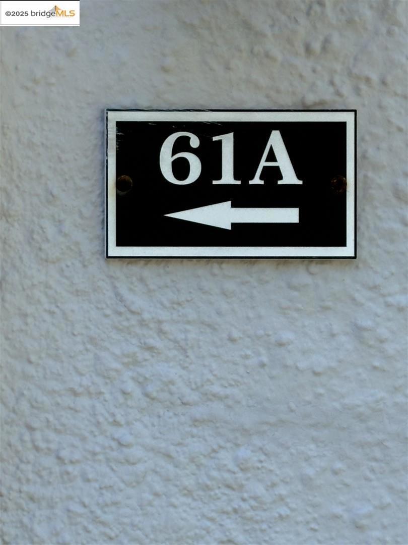 https://media.crmls.org/mediaz/7633bb84-2284-4e28-861c-61e18c382c1a.jpg?preset=X-Large