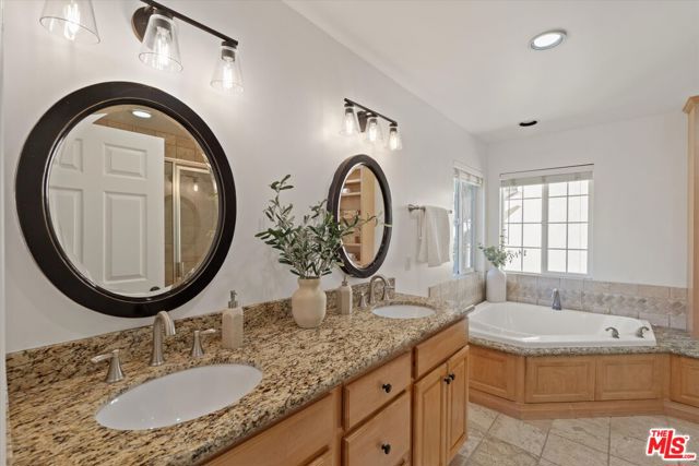 2409 Olive Avenue, La Crescenta CA: https://media.crmls.org/mediaz/763468d9-17cb-4985-b770-e3538cb85ce8.jpg