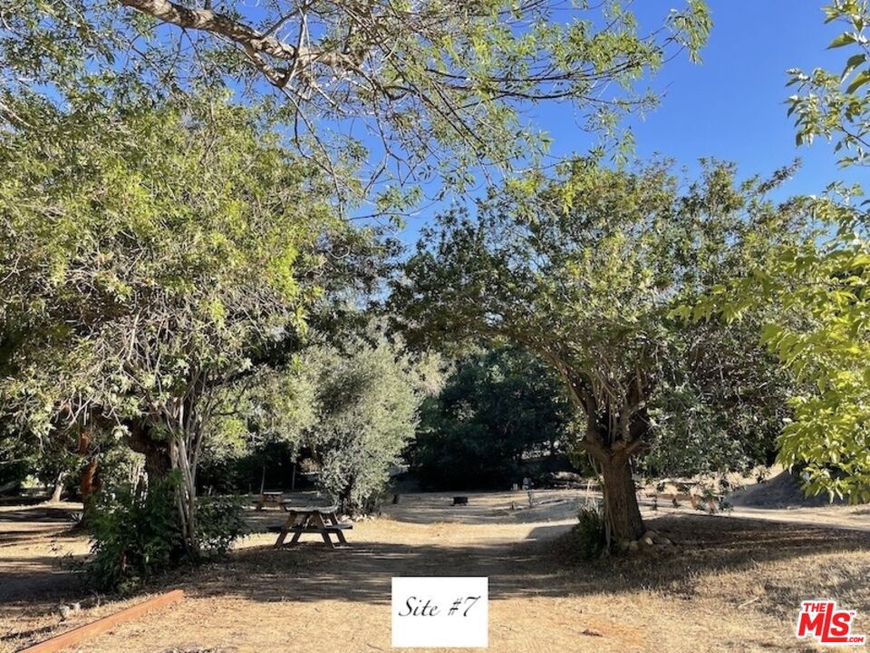 https://media.crmls.org/mediaz/76351e0c-5aed-4e59-a164-72c93729b70f.jpg?preset=X-Large