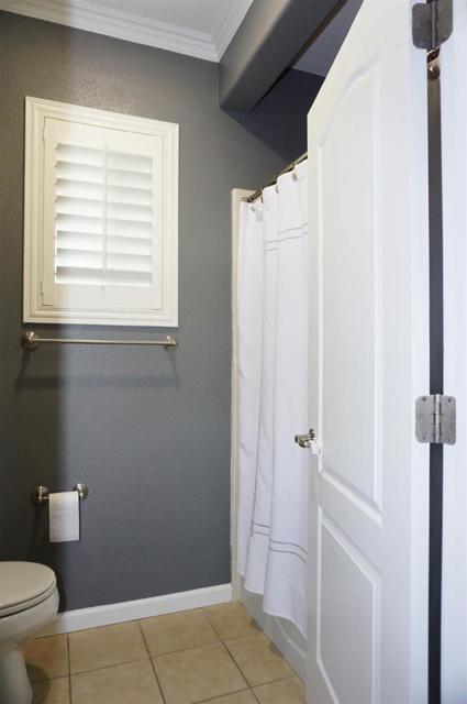 334 Honeybell Street, Los Banos CA: https://media.crmls.org/mediaz/763521b9-e8e0-4612-ab0d-693d7fcd90db.jpg