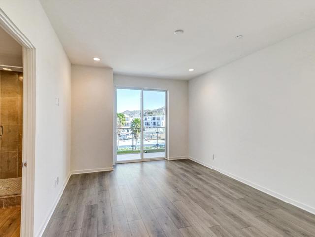 766 Obsidian Loop E E Loop, Palm Springs CA: https://media.crmls.org/mediaz/7635e01b-dccc-4502-97f8-835b33611c67.jpg