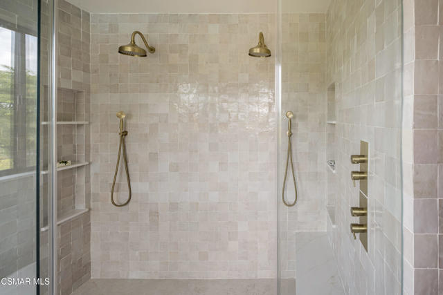 24005 Clarington Drive, West Hills CA: https://media.crmls.org/mediaz/76361569-e764-44f4-a93c-e6d88c1bd3a7.jpg