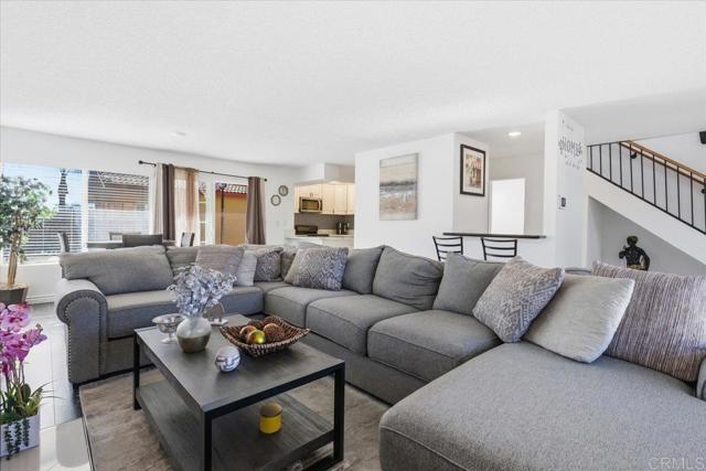 Detail Gallery Image 5 of 33 For 23587 Parkland Ave, Moreno Valley,  CA 92557 - 3 Beds | 2/1 Baths