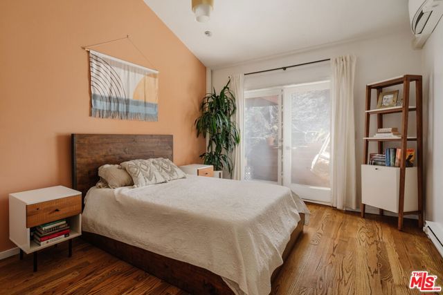 2 Bed Home for Sale in Venice, California