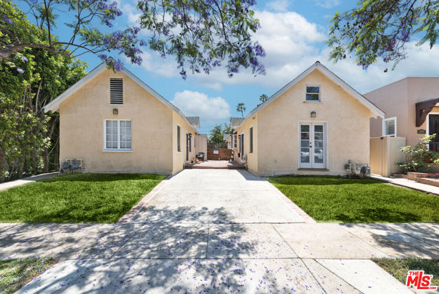 9028 Rangely Avenue, West Hollywood CA: https://media.crmls.org/mediaz/763aa1a4-30d8-4e05-b17d-01afaceb73c2.jpg