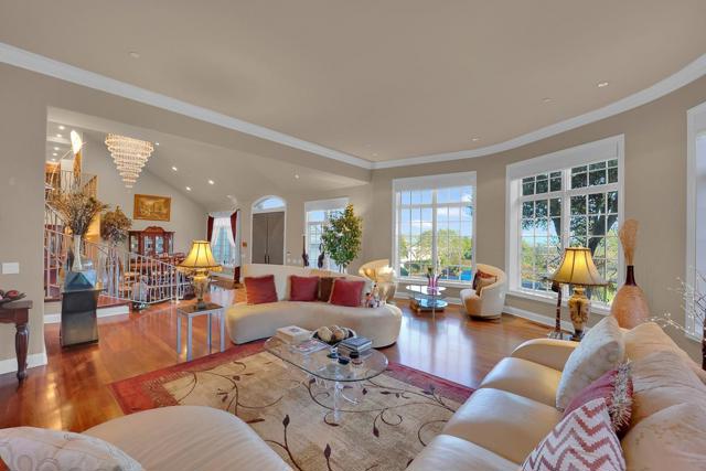 8451 Goldenrod Circle, Gilroy CA: https://media.crmls.org/mediaz/763b2ca2-083a-4441-8a37-ca904885db1b.jpg