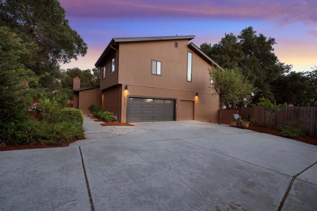 5318 Fairway Drive