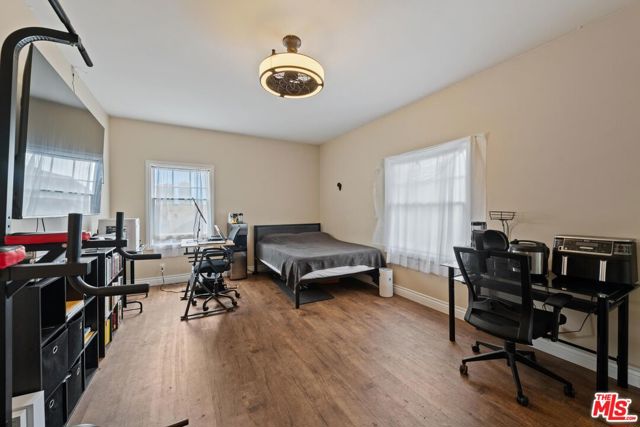 1238 S Bonnie Brae Street, Los Angeles CA: https://media.crmls.org/mediaz/763b9aa1-295f-45c3-bf21-d4363f6eaaf8.jpg