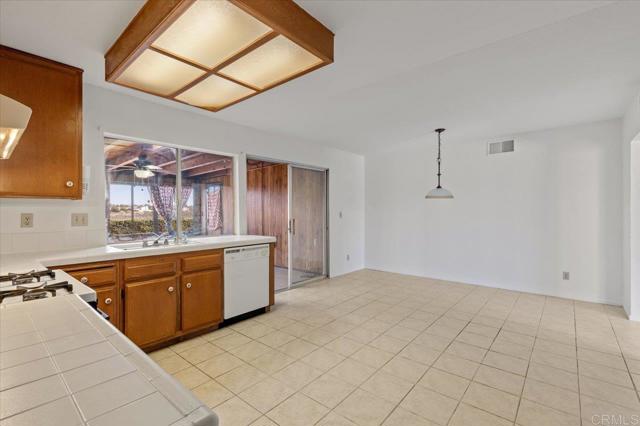 7502 Northrup Drive, San Diego CA: https://media.crmls.org/mediaz/763bc7f5-29c7-42a8-99ad-ede9605b68cc.jpg
