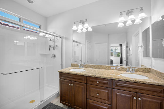 39743 Camino Templado, Indio CA: https://media.crmls.org/mediaz/763c58ba-b44f-44b2-9dc1-3fff5d56e779.jpg