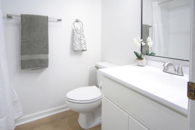 Detail Gallery Image 16 of 26 For 7067 Camino Revueltos #310,  San Diego,  CA 92111 - 2 Beds | 2 Baths