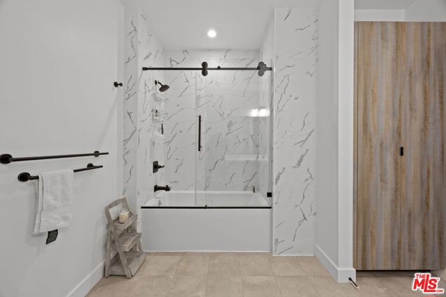 1515 S Holt Avenue, Los Angeles CA: https://media.crmls.org/mediaz/763d7bc2-cd7c-4175-b254-a7f5cc0fd65f.jpg