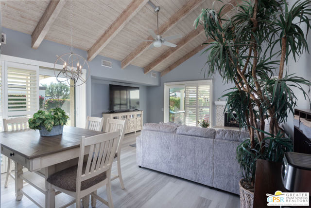 422 Forest Hills Drive, Rancho Mirage CA: https://media.crmls.org/mediaz/763e0027-9da0-4873-a43c-9c49503cfc06.jpg